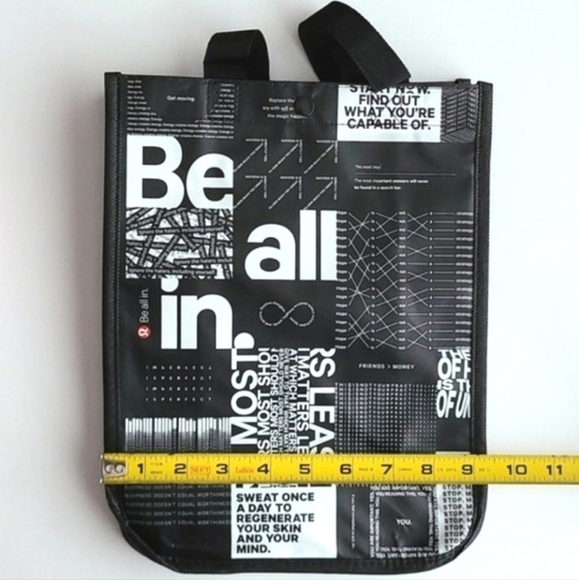 Lululemon 3 Reusable Totes Caryall  Red White Black - Picture 8 of 9